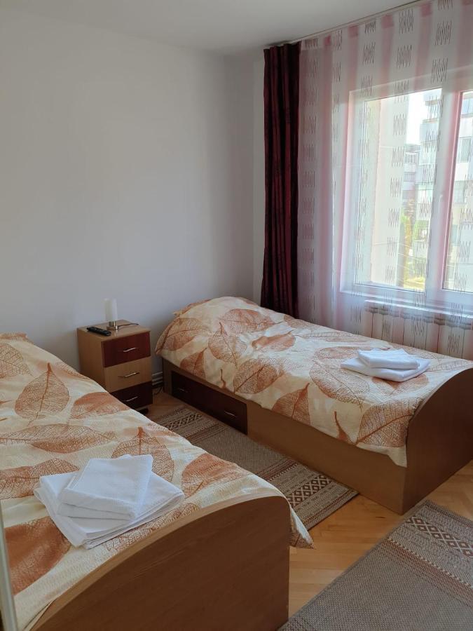 Pdn Apartment 锡吉什瓦拉 外观 照片